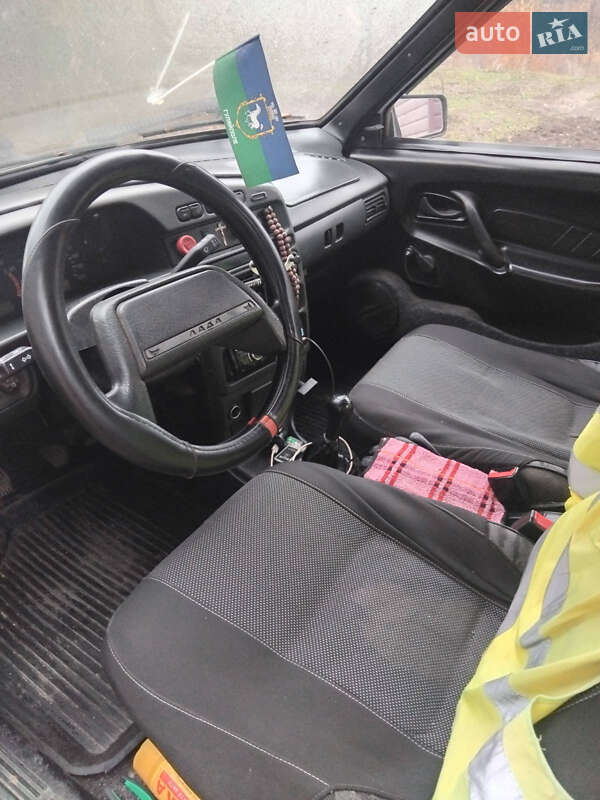 Седан ВАЗ / Lada 2115 Samara 2002 в Кривом Роге фото 8 Седан ВАЗ / Lada 2115 Samara 2002 в Кривом Роге