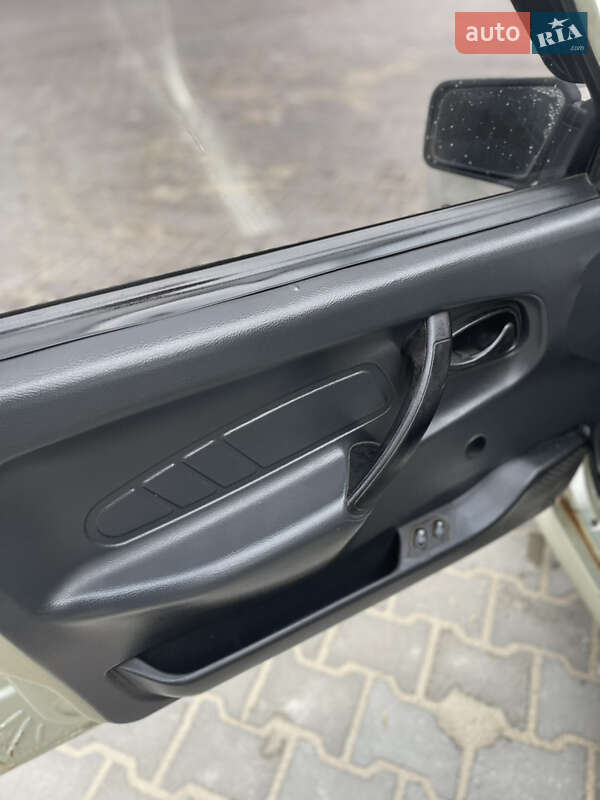 Седан ВАЗ / Lada 2115 Samara 2005 в Тернополі