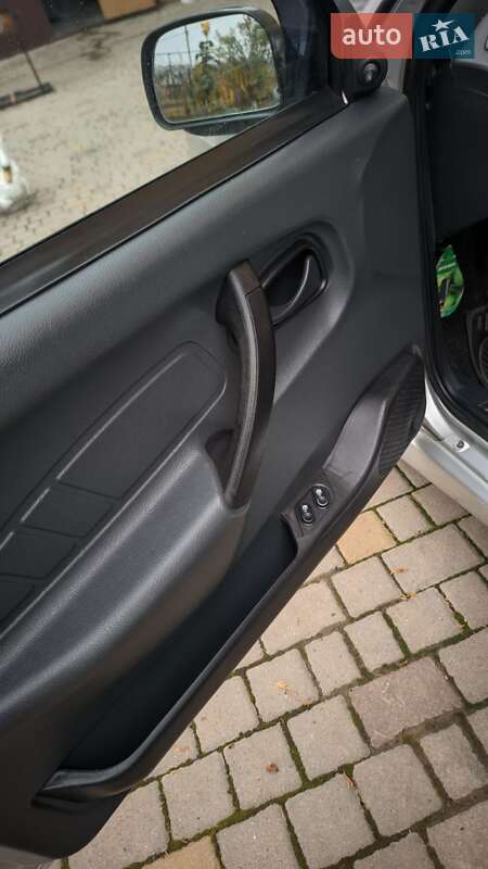 Седан ВАЗ / Lada 2115 Samara 2009 в Рівному