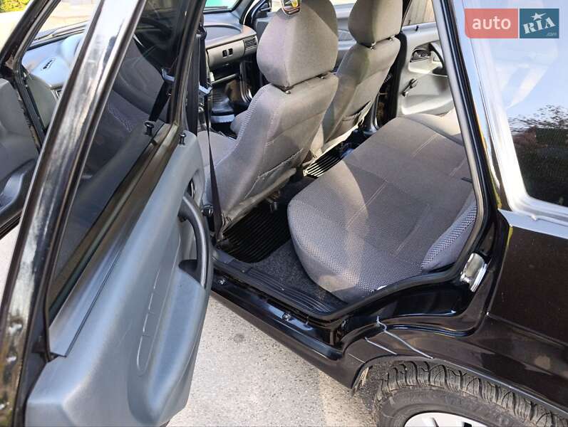 Седан ВАЗ / Lada 2115 Samara 2009 в Черкасах фото 17 Седан ВАЗ / Lada 2115 Samara 2009 в Черкасах