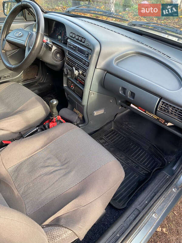 Седан ВАЗ / Lada 2115 Samara 2011 в Глобине