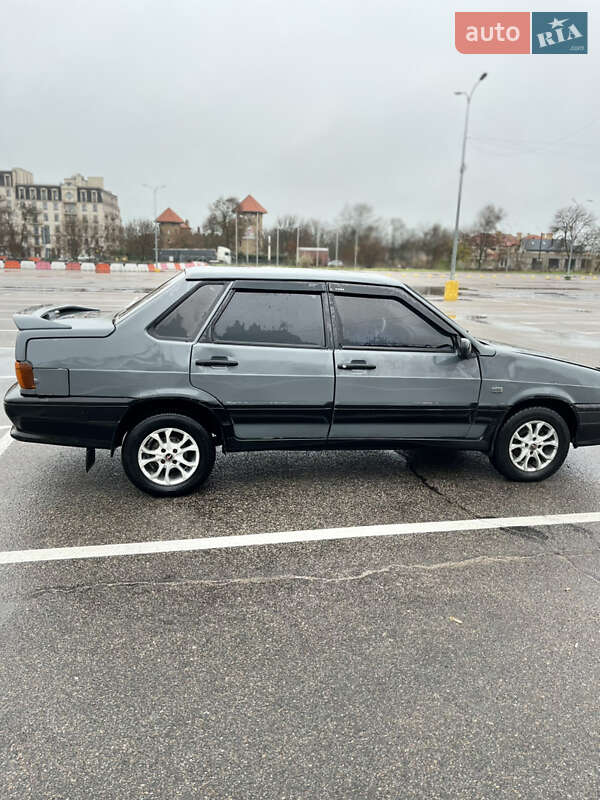Седан ВАЗ / Lada 2115 Samara 2005 в Одессе