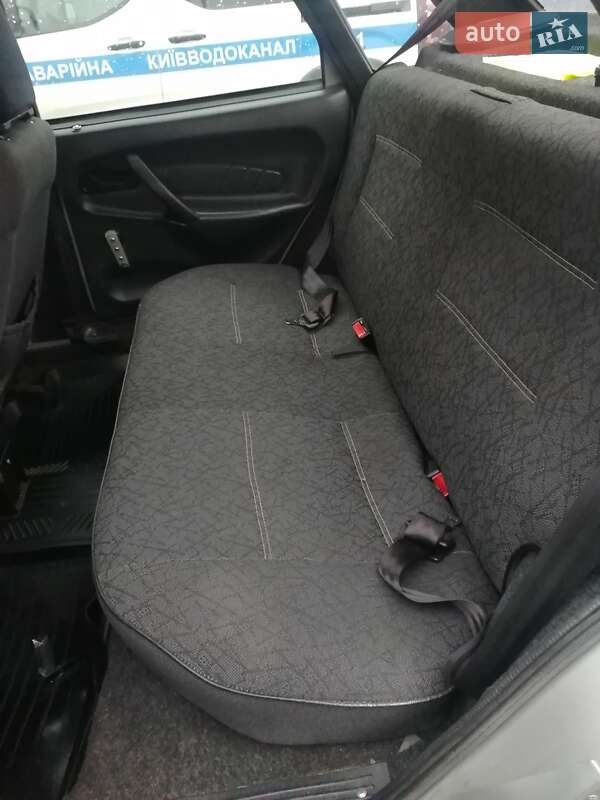 Седан ВАЗ / Lada 2115 Samara 2005 в Киеве