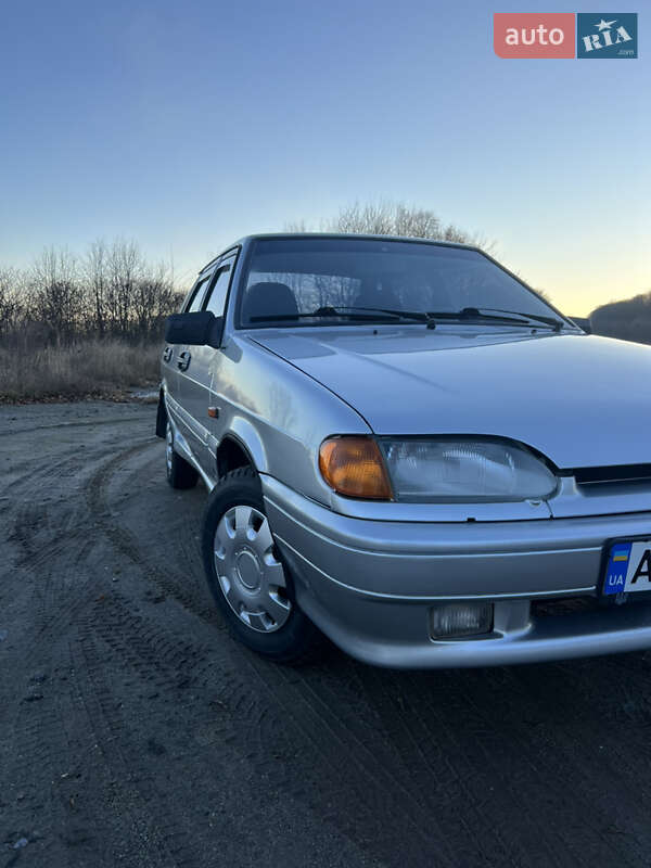 ВАЗ / Lada 2115 Samara 2005