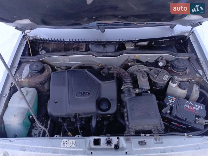 Седан ВАЗ / Lada 2115 Samara 2008 в Путивле