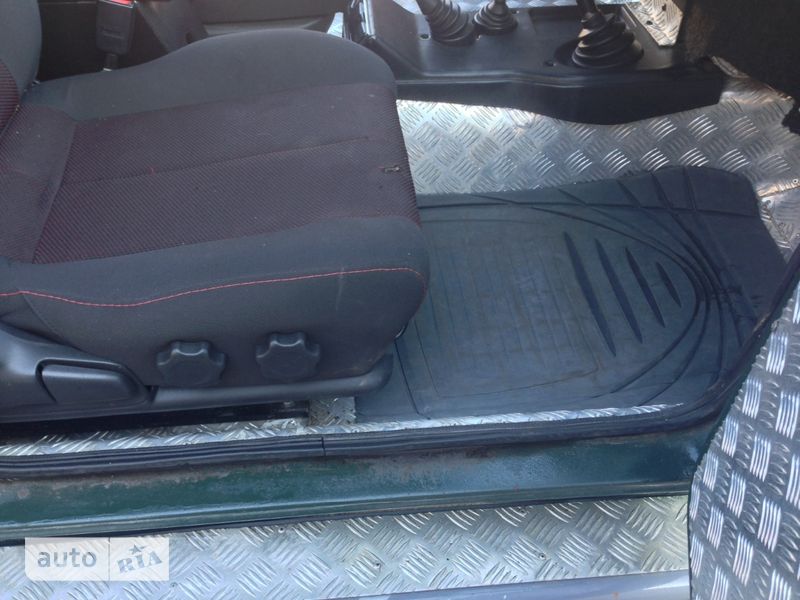 Внедорожник / Кроссовер ВАЗ / Lada 2121 Нива 1996 в Харькове