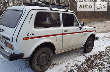 Позашляховик / Кросовер ВАЗ / Lada 2121 Нива 1983 в Кам'янець-Подільському