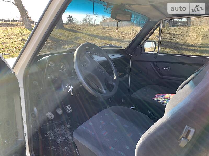 Позашляховик / Кросовер ВАЗ / Lada 2121 Нива 1987 в Львові фото 11 Позашляховик / Кросовер ВАЗ / Lada 2121 Нива 1987 в Львові