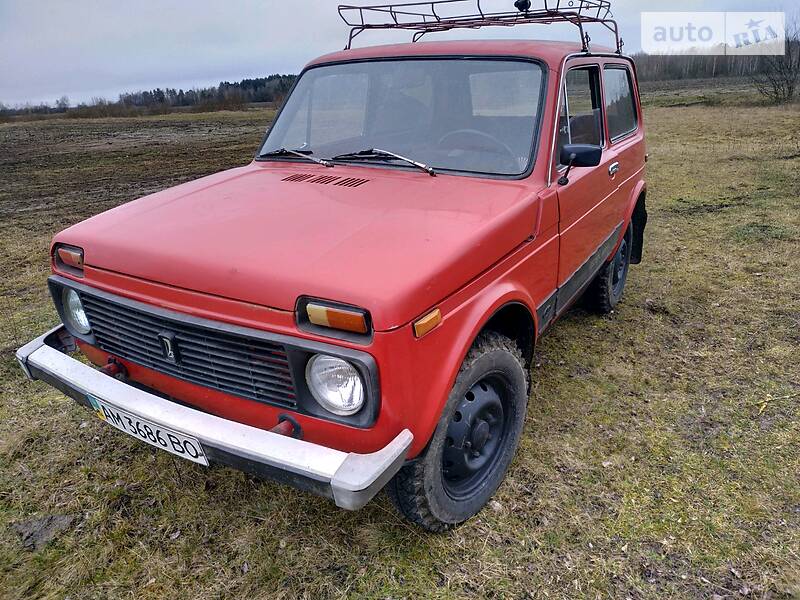 Внедорожник / Кроссовер ВАЗ / Lada 2121 Нива 1990 в Чуднове