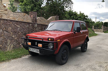Внедорожник / Кроссовер ВАЗ / Lada 2121 Нива 1991 в Бучаче
