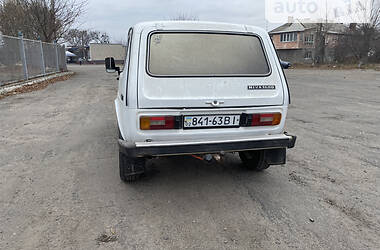 Позашляховик / Кросовер ВАЗ / Lada 2121 Нива 1988 в Вінниці
