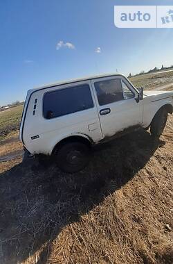 Внедорожник / Кроссовер ВАЗ / Lada 2121 Нива 1985 в Белой Церкви