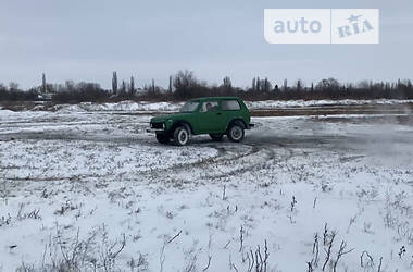 Позашляховик / Кросовер ВАЗ / Lada 2121 Нива 1992 в Біляївці