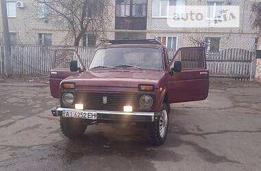 Позашляховик / Кросовер ВАЗ / Lada 2121 Нива 1990 в Радомишлі