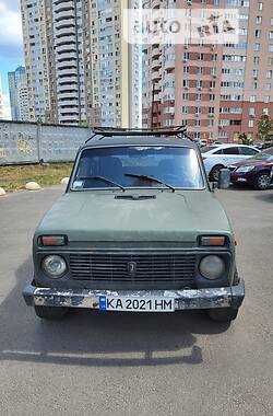 Позашляховик / Кросовер ВАЗ / Lada 2121 Нива 2001 в Києві