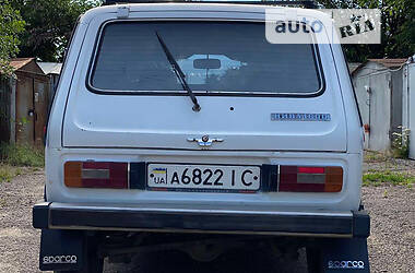 Внедорожник / Кроссовер ВАЗ / Lada 2121 Нива 1985 в Черновцах