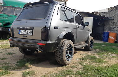 Внедорожник / Кроссовер ВАЗ / Lada 2121 Нива 1985 в Подольске