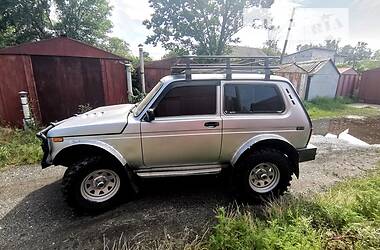 Універсал ВАЗ / Lada 2121 Нива 1981 в Чернігові