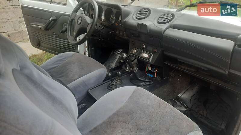 Універсал ВАЗ / Lada 2121 Нива 1993 в Львові