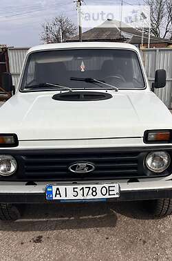 Внедорожник / Кроссовер ВАЗ / Lada 2121 Нива 1980 в Переяславе