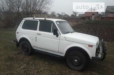 Універсал ВАЗ / Lada 2121 Нива 1984 в Тетієві