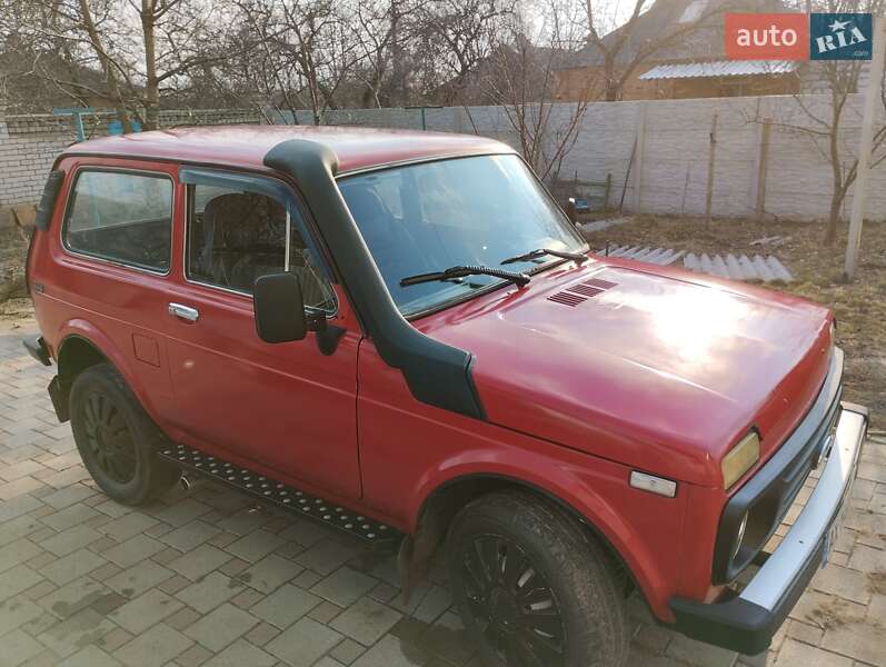 Внедорожник / Кроссовер ВАЗ / Lada 2121 Нива 1992 в Харькове
