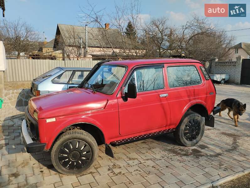 Внедорожник / Кроссовер ВАЗ / Lada 2121 Нива 1992 в Харькове