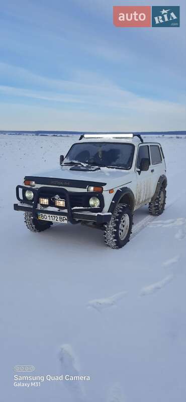 Позашляховик / Кросовер ВАЗ / Lada 2121 Нива 1990 в Чорткові