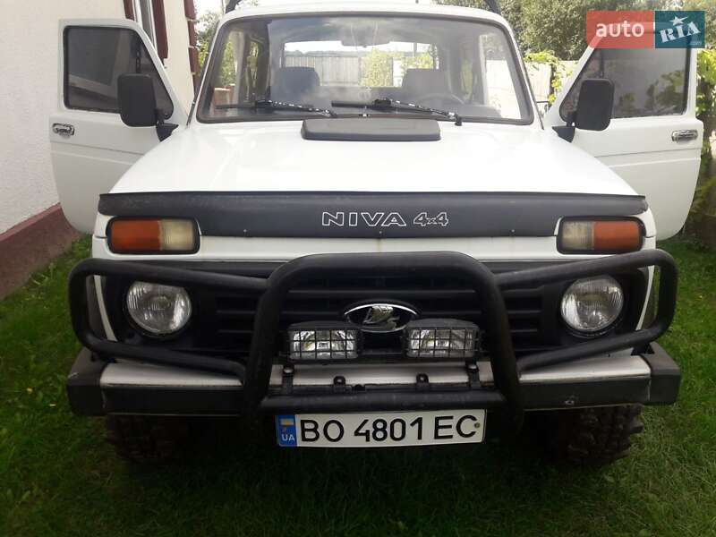 Позашляховик / Кросовер ВАЗ / Lada 2121 Нива 1990 в Чорткові