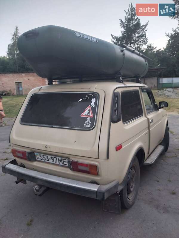 Позашляховик / Кросовер ВАЗ / Lada 2121 Нива 1982 в Черкасах