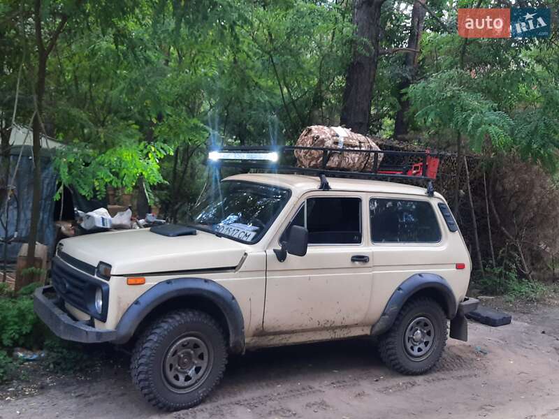Внедорожник / Кроссовер ВАЗ / Lada 2121 Нива 1992 в Покровском