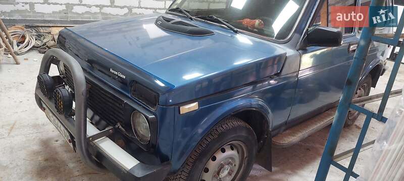 Позашляховик / Кросовер ВАЗ / Lada 2121 Нива 1991 в Ладижині