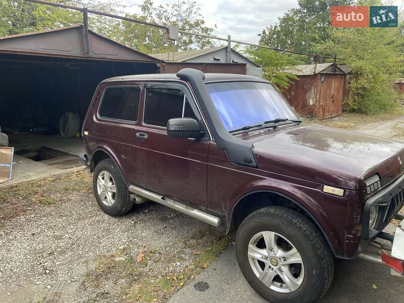 Позашляховик / Кросовер ВАЗ / Lada 2121 Нива 1989 в Запоріжжі