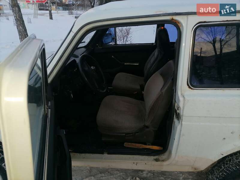 Внедорожник / Кроссовер ВАЗ / Lada 2121 Нива 1988 в Шостке фото 6 Внедорожник / Кроссовер ВАЗ / Lada 2121 Нива 1988 в Шостке