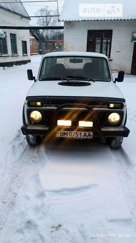 Внедорожник / Кроссовер ВАЗ / Lada 2121 Нива 1994 в Ромнах