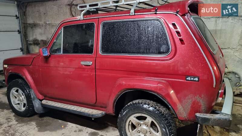 Позашляховик / Кросовер ВАЗ / Lada 2121 Нива 1987 в Здолбуніві