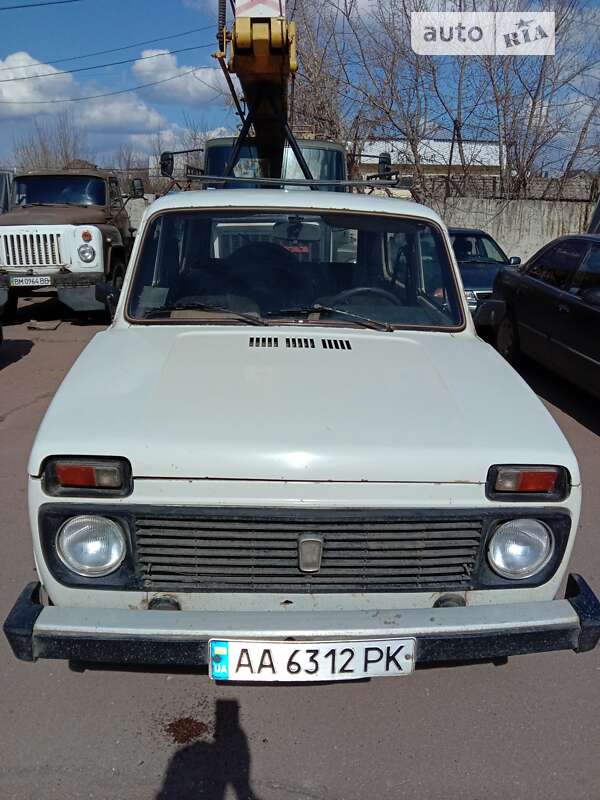 Внедорожник / Кроссовер ВАЗ / Lada 2121 Нива 1990 в Сумах