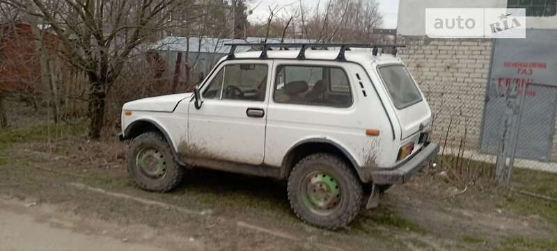 Позашляховик / Кросовер ВАЗ / Lada 2121 Нива 1986 в Золочеві