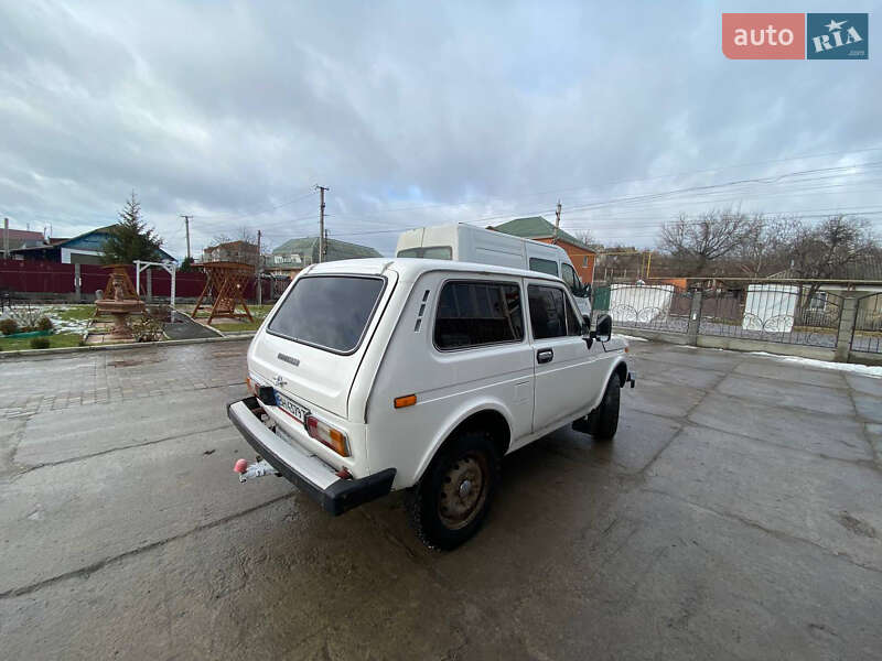 Позашляховик / Кросовер ВАЗ / Lada 2121 Нива 1982 в Балті