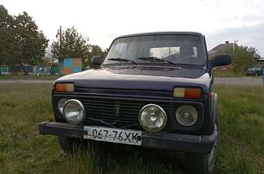 Внедорожник / Кроссовер ВАЗ / Lada 2121 Нива 1983 в Золочеве