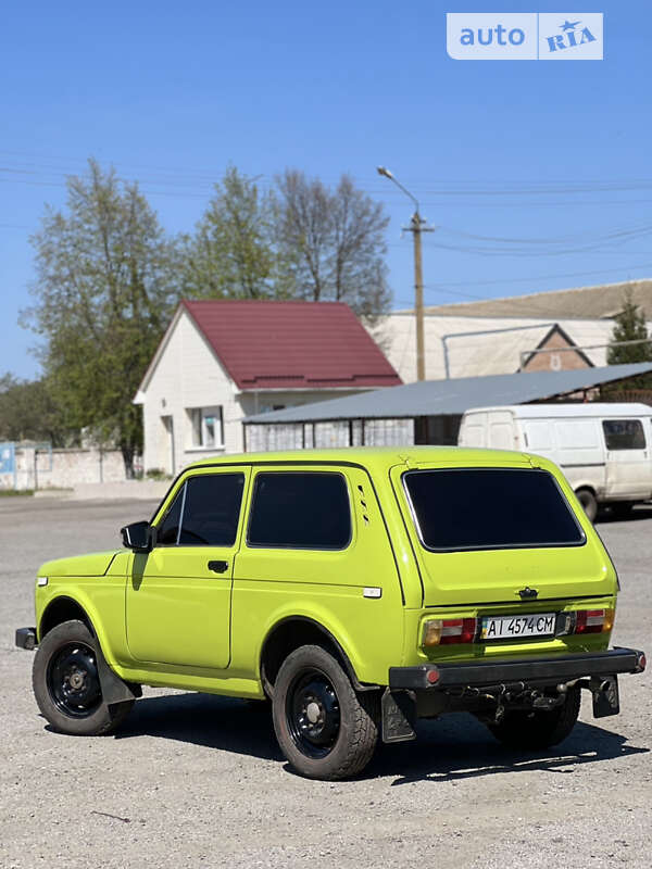 Внедорожник / Кроссовер ВАЗ / Lada 2121 Нива 1984 в Березане