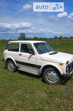 Позашляховик / Кросовер ВАЗ / Lada 2121 Нива 1987 в Охтирці