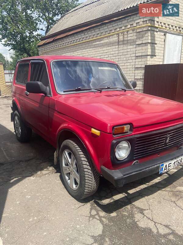 Позашляховик / Кросовер ВАЗ / Lada 2121 Нива 1990 в Павлограді