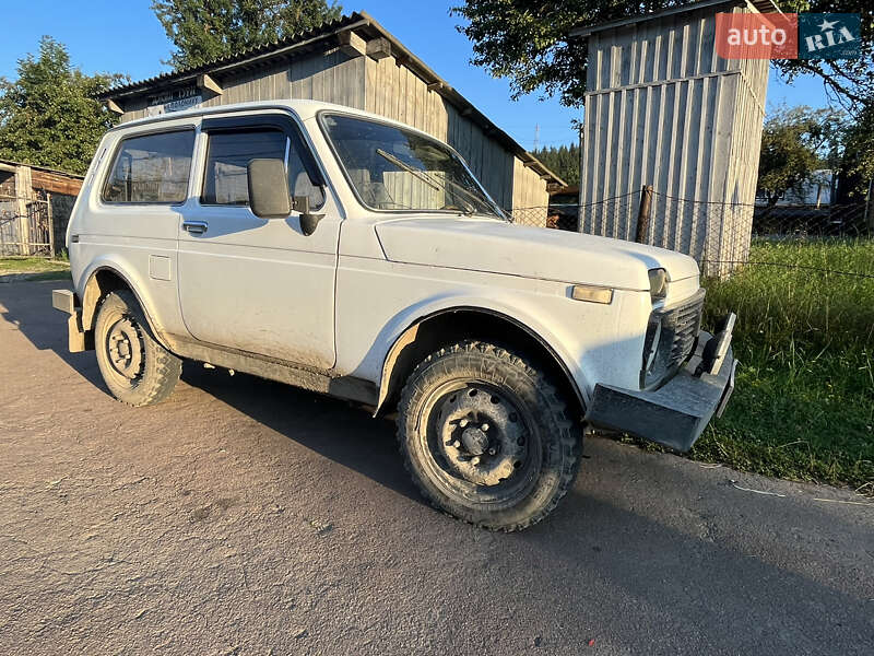 Внедорожник / Кроссовер ВАЗ / Lada 2121 Нива 1983 в Верховине фото 2 Внедорожник / Кроссовер ВАЗ / Lada 2121 Нива 1983 в Верховине