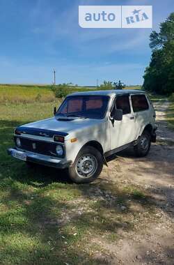 Позашляховик / Кросовер ВАЗ / Lada 2121 Нива 1990 в Ярмолинцях