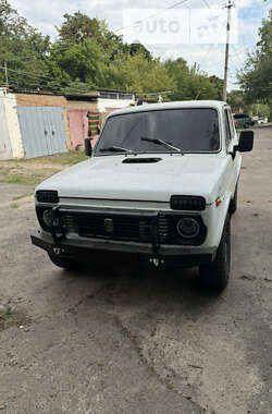 Внедорожник / Кроссовер ВАЗ / Lada 2121 Нива 1990 в Краснограде