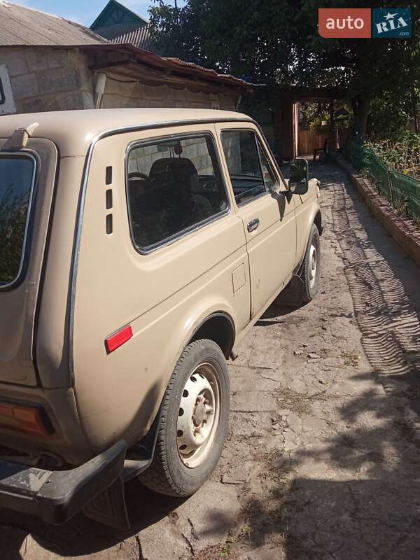Внедорожник / Кроссовер ВАЗ / Lada 2121 Нива 1989 в Люботине