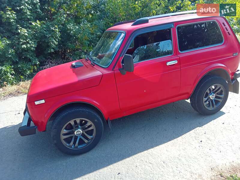 Внедорожник / Кроссовер ВАЗ / Lada 2121 Нива 1989 в Вознесенске