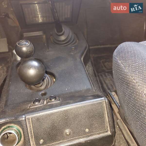 Позашляховик / Кросовер ВАЗ / Lada 2121 Нива 1989 в Рогані