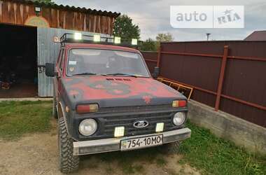 Позашляховик / Кросовер ВАЗ / Lada 2121 Нива 1986 в Косові